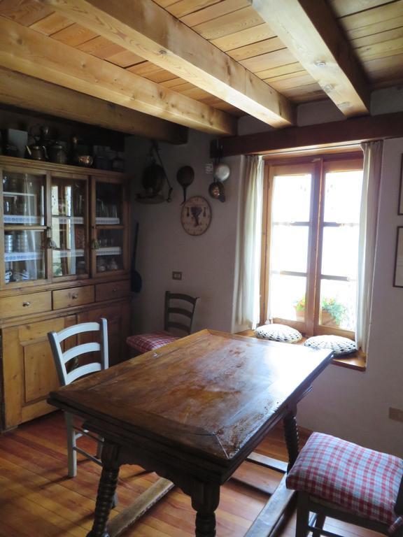 Casa Vacanze Roncaiola Tirano Exterior photo